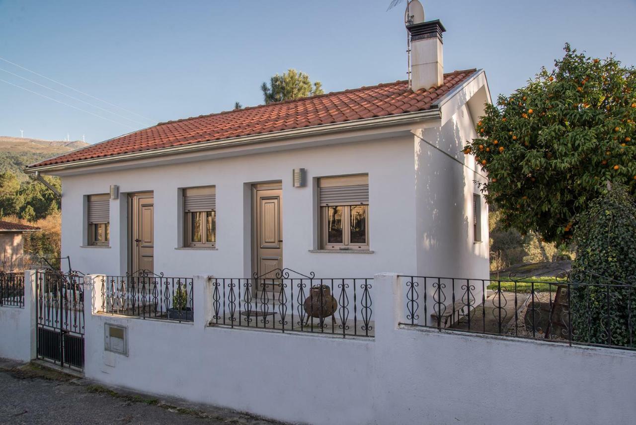 Villa Casa Do Penedo Tangil Exterior foto